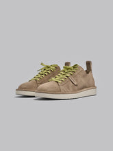 Carica l'immagine nel visualizzatore di Gallery, SCARPA ALLACCIATA P01 UOMO IN SUEDE VINTAGE KHAKI