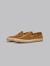 Carica l'immagine nel visualizzatore di Gallery, SLIP-ON S29 UOMO IN SUEDE CON SUOLA IN CORDA BRONZO