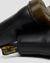 Carica l'immagine nel visualizzatore di Gallery, Dr. Martens 1460 SMOOTH
