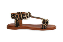 Carica l'immagine nel visualizzatore di Gallery, ALPE Woman zebrato beige moro
