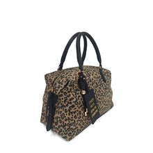 Carica l'immagine nel visualizzatore di Gallery, Bauletto grande animalier Chicago colore maculato
