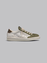 Carica l&#39;immagine nel visualizzatore di Gallery, SCARPA ALLACCIATA P01 UOMO IN SUEDE SCREPOLATO EFFETTO MATT AVORIO-MILITARE
