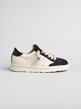 Carica l'immagine nel visualizzatore di Gallery, SNEAKER P001 UOMO IN PELLE E CAMOSCIO AVORIO-NOTTE
