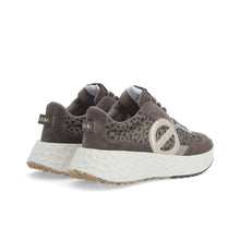 Carica l'immagine nel visualizzatore di Gallery, CARTER JOGGER W GRIS/LEOPARD
