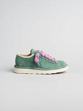 Carica l'immagine nel visualizzatore di Gallery, SCARPA ALLACCIATA DONNA P001 IN CAMOSCIO VERDE GRANITO
