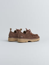 Carica l&#39;immagine nel visualizzatore di Gallery, SCARPA ALLACCIATA P009 DONNA IN CAMOSCIO BROWN FODERATA IN MICROFIBRA

