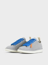 Carica l&#39;immagine nel visualizzatore di Gallery, SCARPA ALLACCIATA P01 UOMO IN SUEDE GRIGIO-BLU ROYAL
