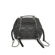Carica l&#39;immagine nel visualizzatore di Gallery, Zaino Love Backpack colore nero
